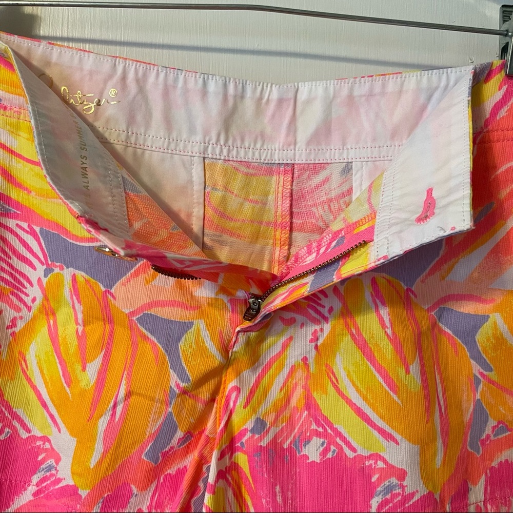SOLD-Lilly Pulitzer shorts - Picture 3 of 10